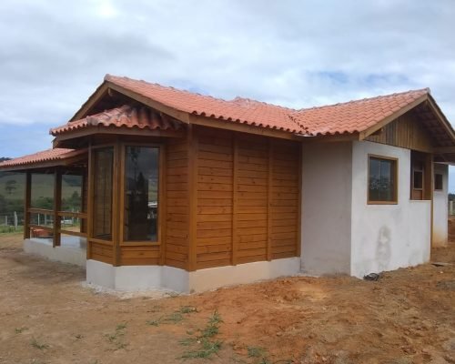 Casa de Madeira - Anchieta-ES – 89 m²